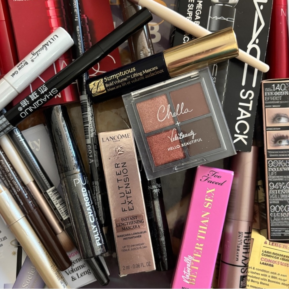 5 Eye Makeup Deluxe Samples / Full Size